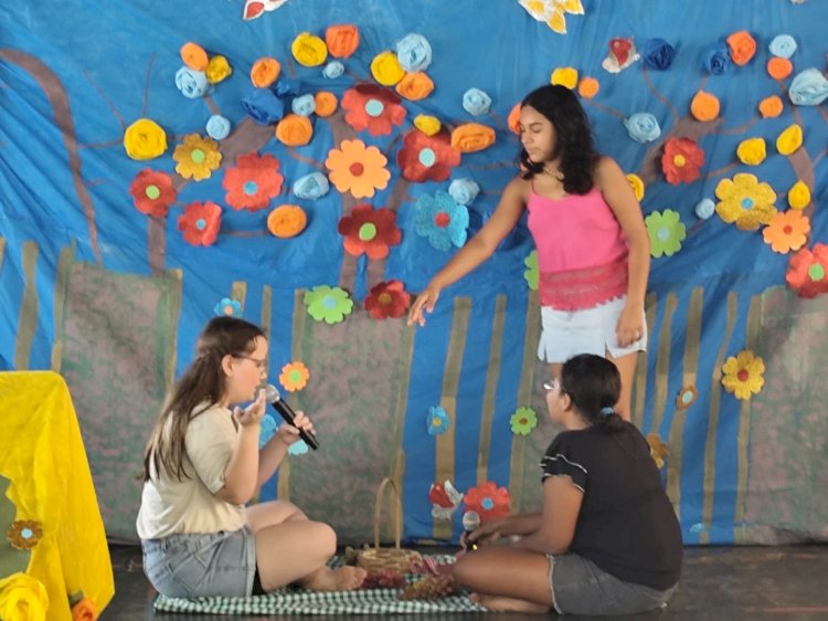 EuricoEncena: Grupo de Teatro da Escola Eurico encerra agenda 2025 de apresentações em grande estilo