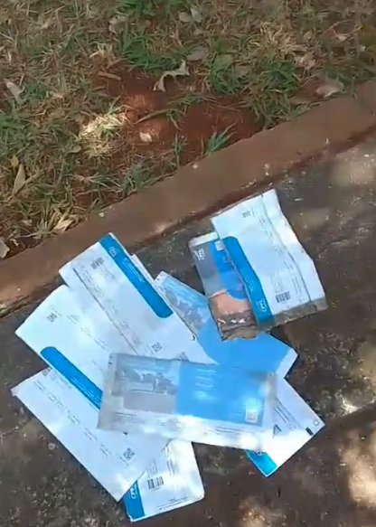 Itapuí: Morador denuncia malote de contas de luz descartado na rua; CPFL diz que extravio é “caso isolado”