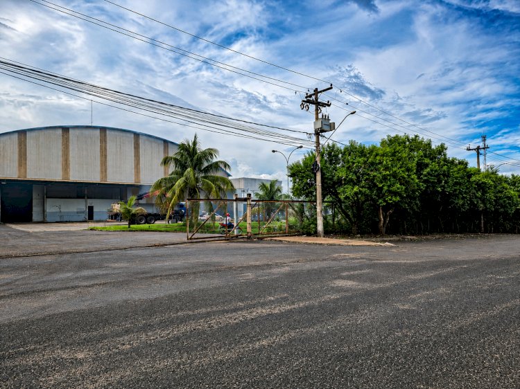 Bariri celebra convênio de 10 anos com empresa têxtil e projeção de até 200 vagas de emprego para o município